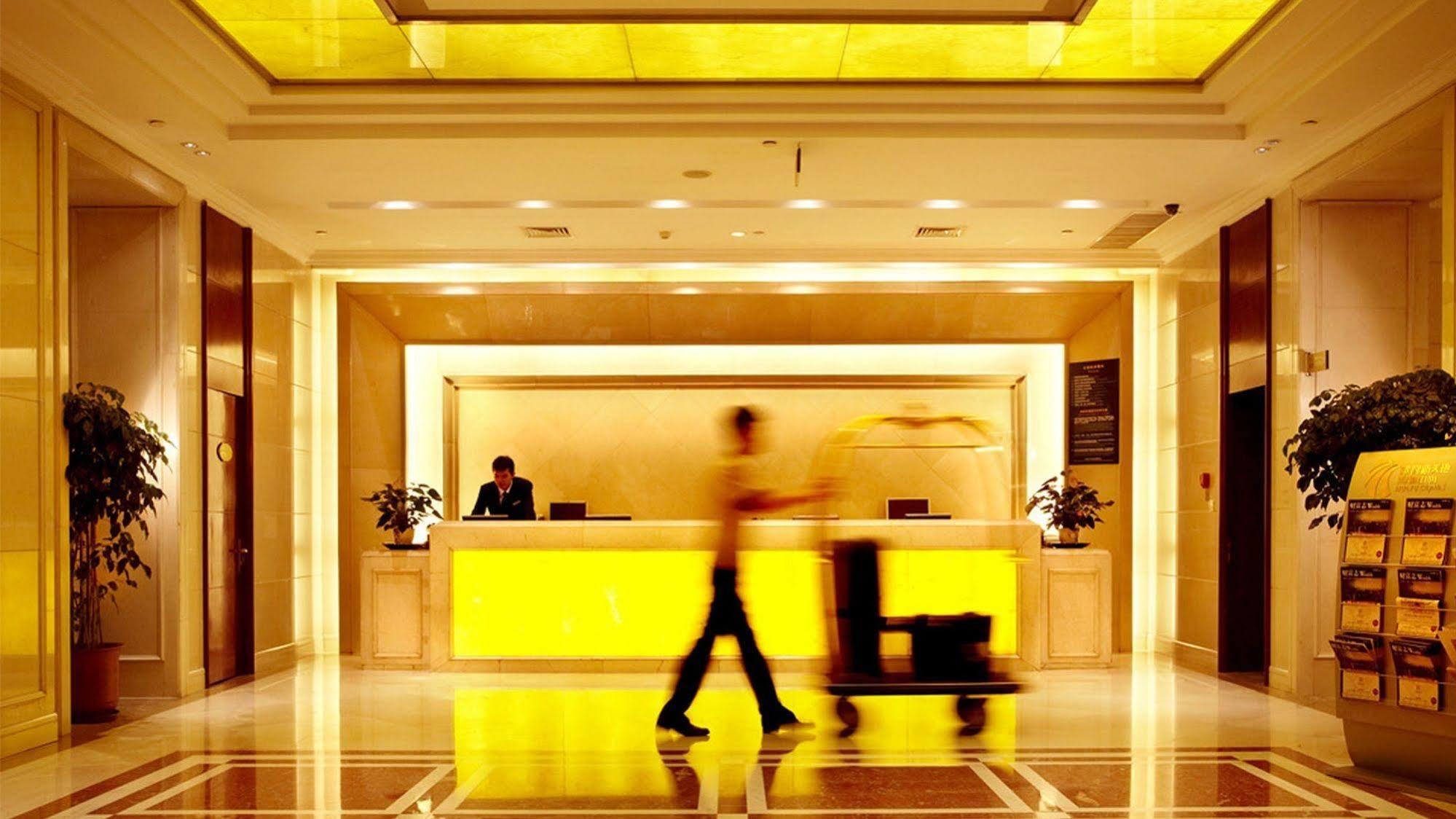 Shenyang Rich Gate Hotel מראה חיצוני תמונה